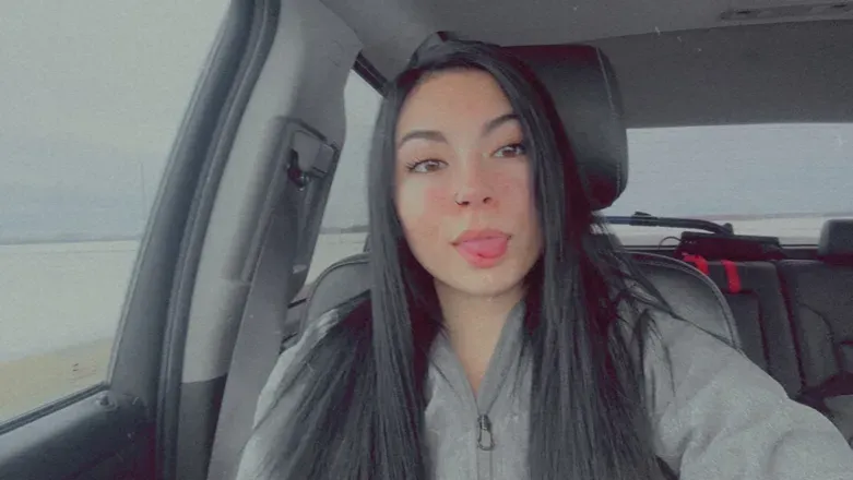 OnlyFans cuenta mamasraee header 2