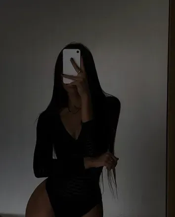 OnlyFans account  laylalovelove02 avatar 1