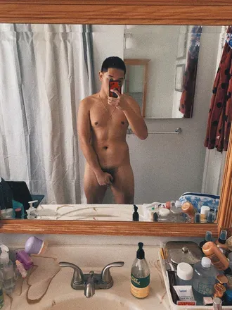 OnlyFans account  rightttthere avatar 1
