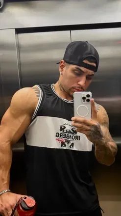 OnlyFans cuenta iamleosantos avatar 1