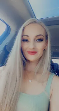 OnlyFans account  haley1990 avatar 1