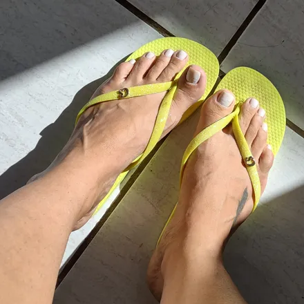 OnlyFans cuenta aliceferrarifoot header 2