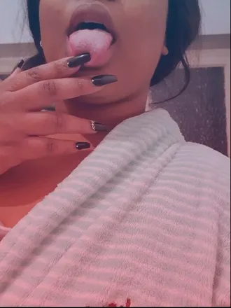 OnlyFans cuenta cristaldeflow header 2