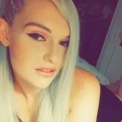 OnlyFans account  laceylove420 avatar 1