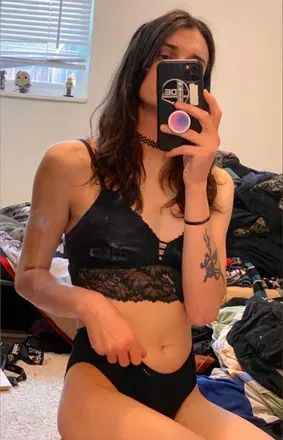 OnlyFans cuenta lizzyluv2424 avatar 1