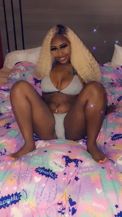 OnlyFans account  tiny2hotty05 avatar 1