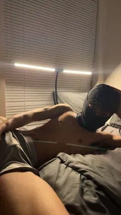 OnlyFans cuenta collegeboyxp header 2