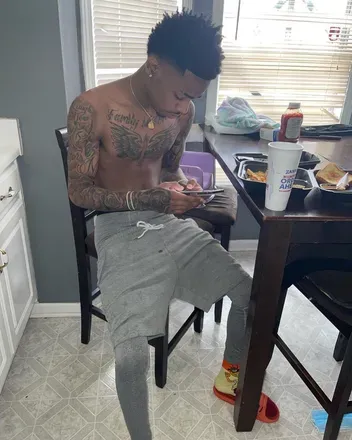 OnlyFans account  leeestrokes header 2
