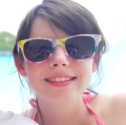 OnlyFans cuenta lauragirl-22 avatar 1