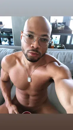 OnlyFans cuenta tariq_hastings avatar 1