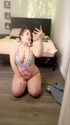 OnlyFans cuenta kyahhhexotic avatar 1