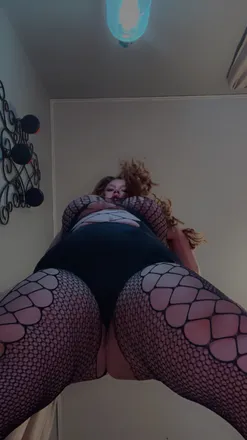 OnlyFans cuenta booyouwhoaar header 2