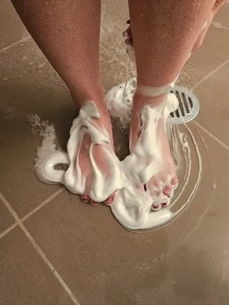OnlyFans cuenta tootsie_toes1011 header 2