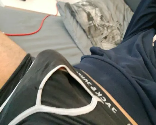 OnlyFans cuenta zchew47 header 2