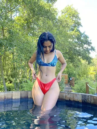 OnlyFans account  miaz1234 avatar 1
