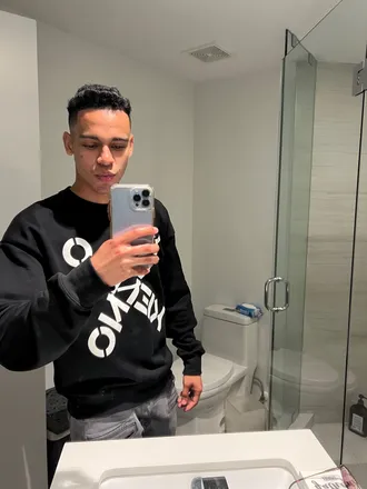 OnlyFans cuenta liviing header 2