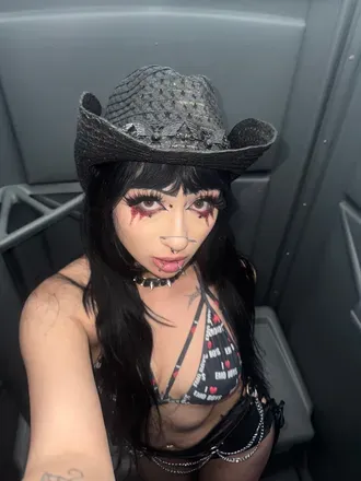 OnlyFans cuenta emomamiii avatar 1