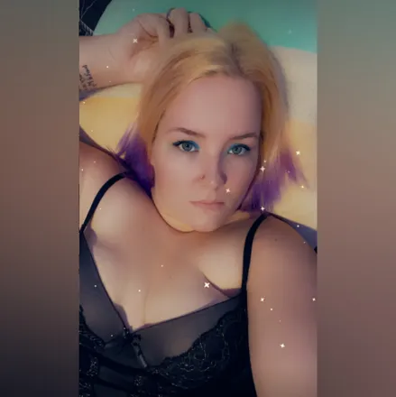 OnlyFans cuenta kinkyprincess08 header 2