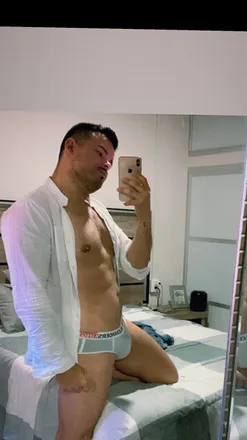 OnlyFans cuenta alexcuevas2990 avatar 1
