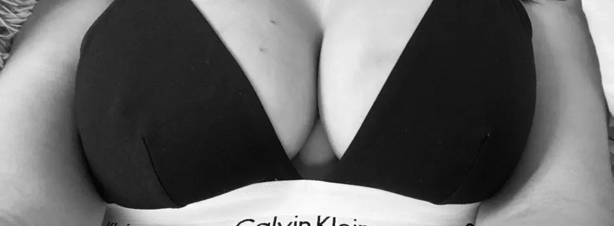OnlyFans cuenta andreabenn header 2