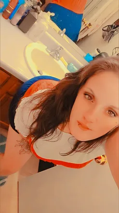 OnlyFans account  10juicyfurit27 header 2
