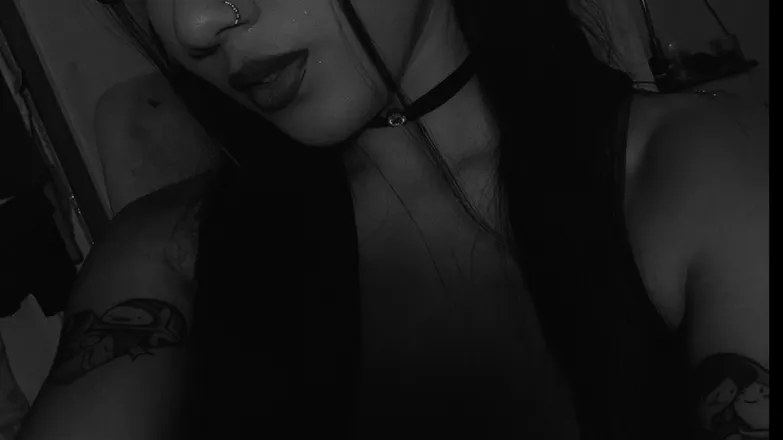 OnlyFans account  phialilly header 2