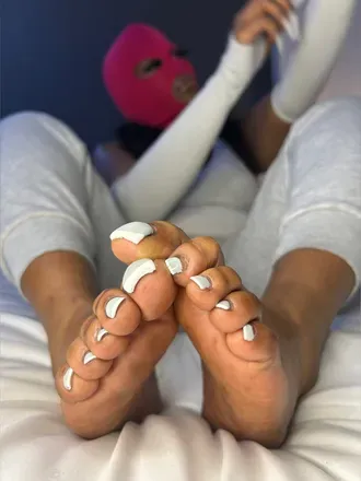 OnlyFans cuenta goddesscannaqueen avatar 1