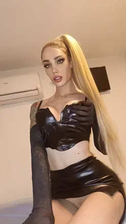 OnlyFans cuenta transbarbiexxl avatar 1