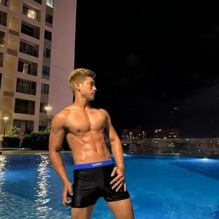 OnlyFans account  u13322687 avatar 1