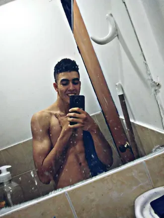 OnlyFans account  maikyon avatar 1