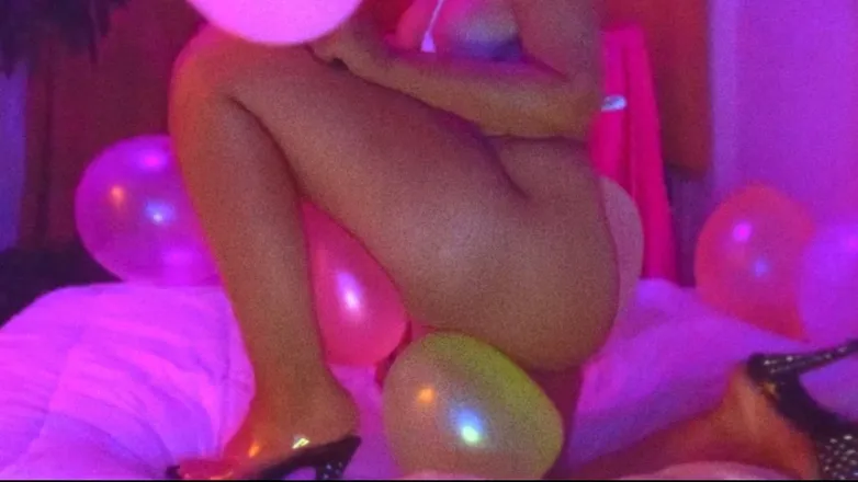 OnlyFans cuenta anya_blush header 2