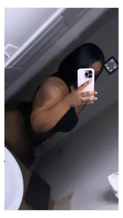 OnlyFans account  forevertmj avatar 1