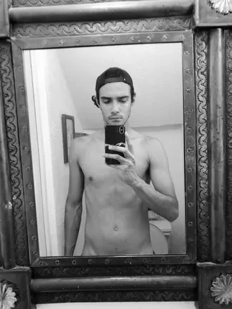 OnlyFans cuenta rrobertogss avatar 1