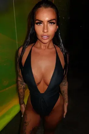 OnlyFans cuenta bellablackuk avatar 1