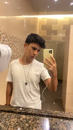 OnlyFans cuenta alesso_c_ponce header 2