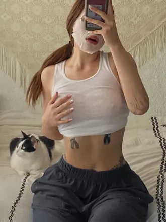 OnlyFans cuenta annieyourwife avatar 1
