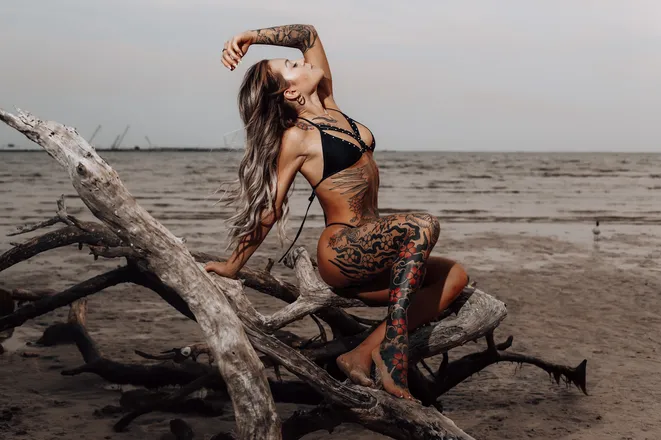 OnlyFans cuenta tattoedjade header 2