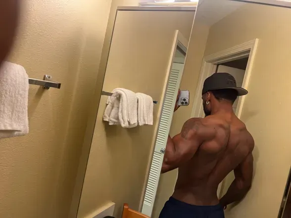OnlyFans cuenta cougarsluvk avatar 1