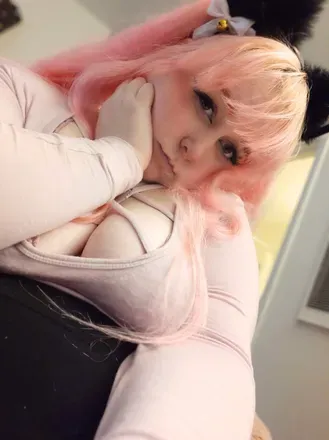 OnlyFans account  meowmachinee avatar 1