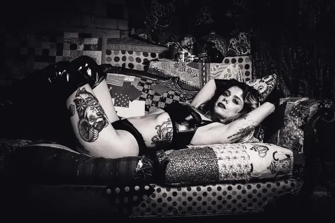 OnlyFans cuenta mamma.creeper header 2