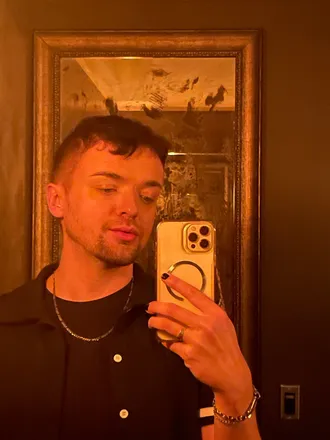 OnlyFans cuenta twothirdsleg header 2