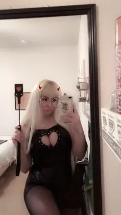 OnlyFans cuenta uyruu avatar 1