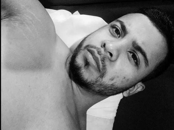 OnlyFans cuenta jr_stars header 2