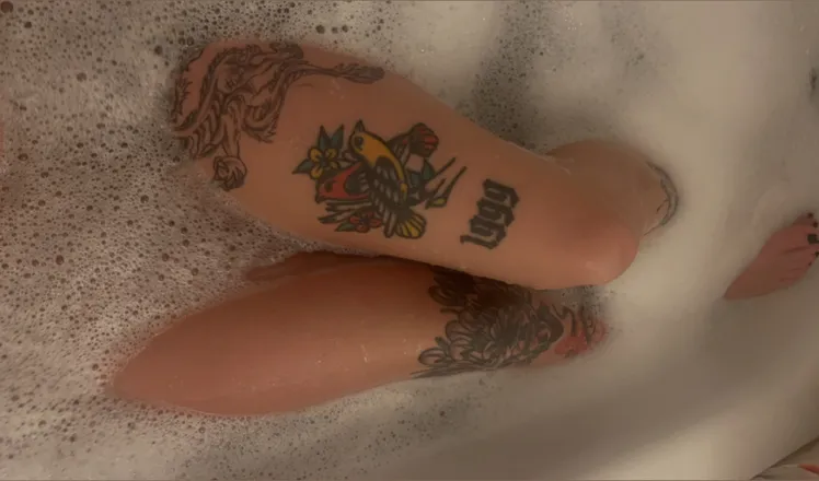 OnlyFans cuenta peachyxtina header 2