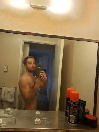 OnlyFans cuenta nathanpowells header 2