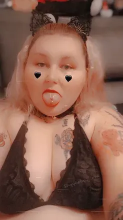 OnlyFans cuenta shyybabyxxx avatar 1
