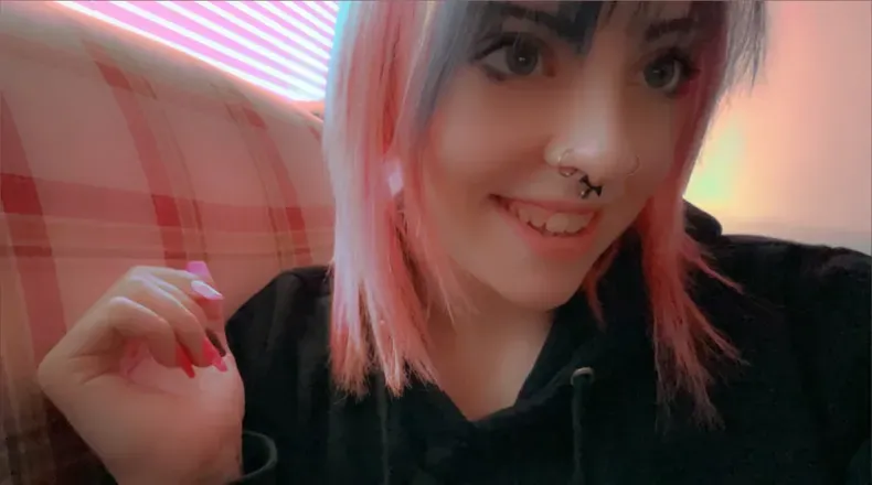 OnlyFans account  lostlucy avatar 1