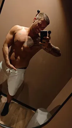 OnlyFans cuenta dibbernfitness header 2