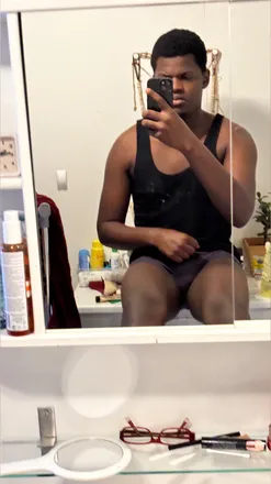 OnlyFans cuenta black-05 header 2