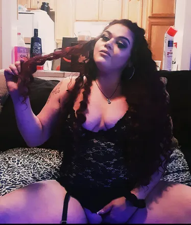 OnlyFans account  devinesunshyne header 2